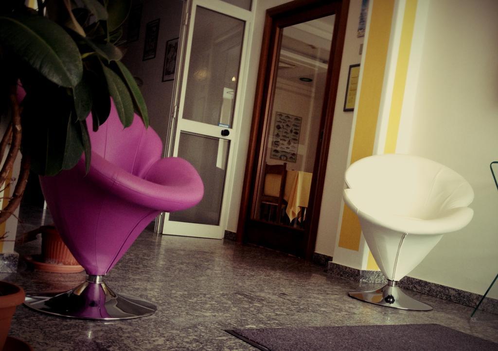 Hotel Vienna Senigallia Exterior photo